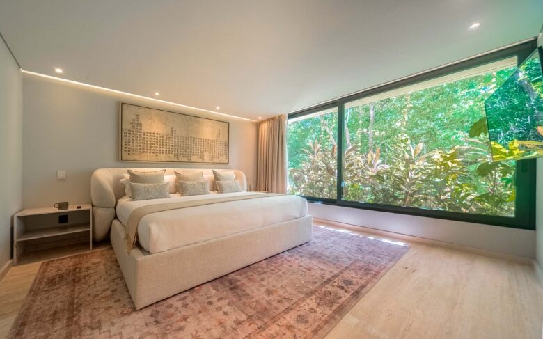 Caiman Estate A28@033x