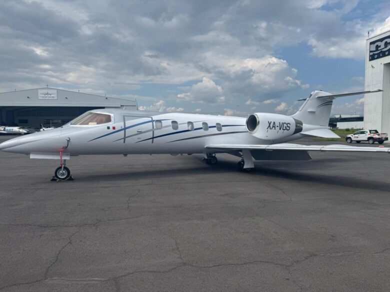 Learjet 31a 1