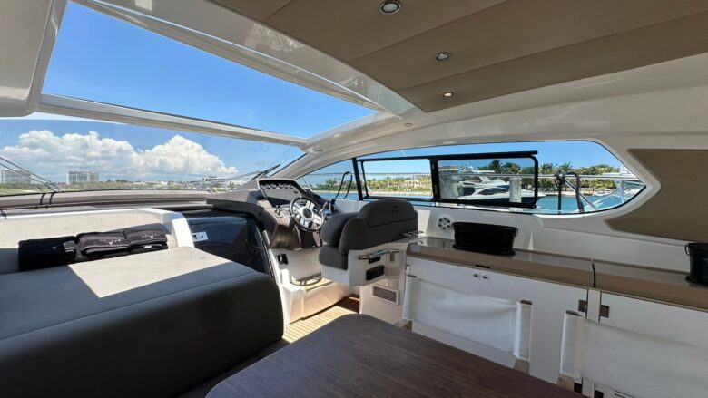 Luxury Yachts 41 Azimut Atlantis 50 ft 2017 6